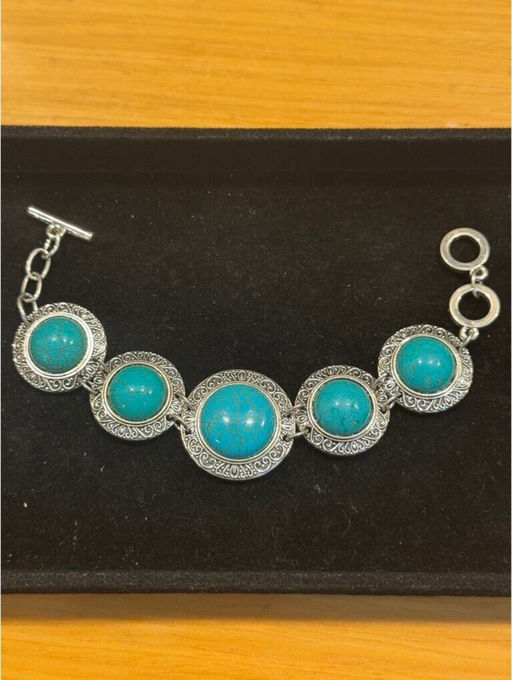 Turquoise Blue Round Western Link Bracelet